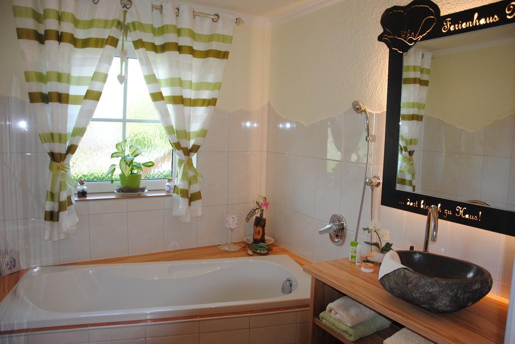 Ferienhaus นีเดิร์นซิลล์ ภายนอก รูปภาพ